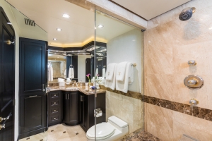 Tanzanite King Stateroom Head After - Innovative Creations